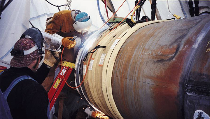 Induction heating in pipeline welding