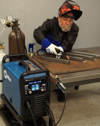 Ron Covell MIG welding with the Multimatic 220 AC/DC