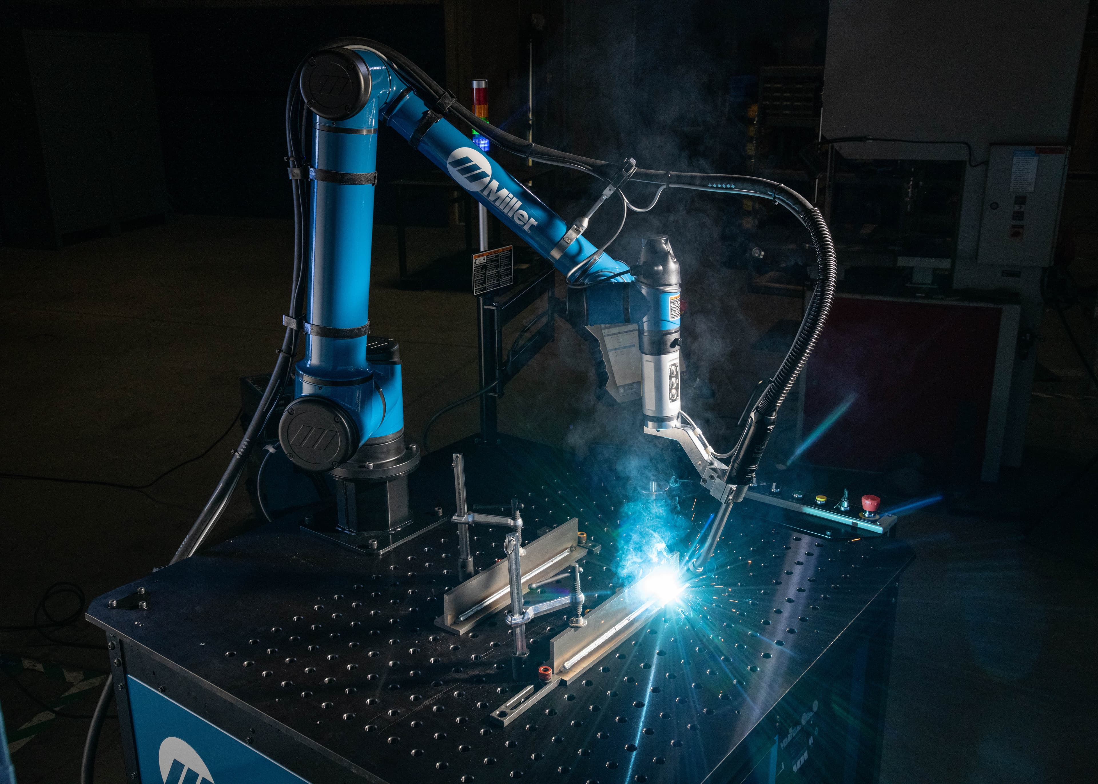 Copilot™ with Auto Deltaweld™ 350_42