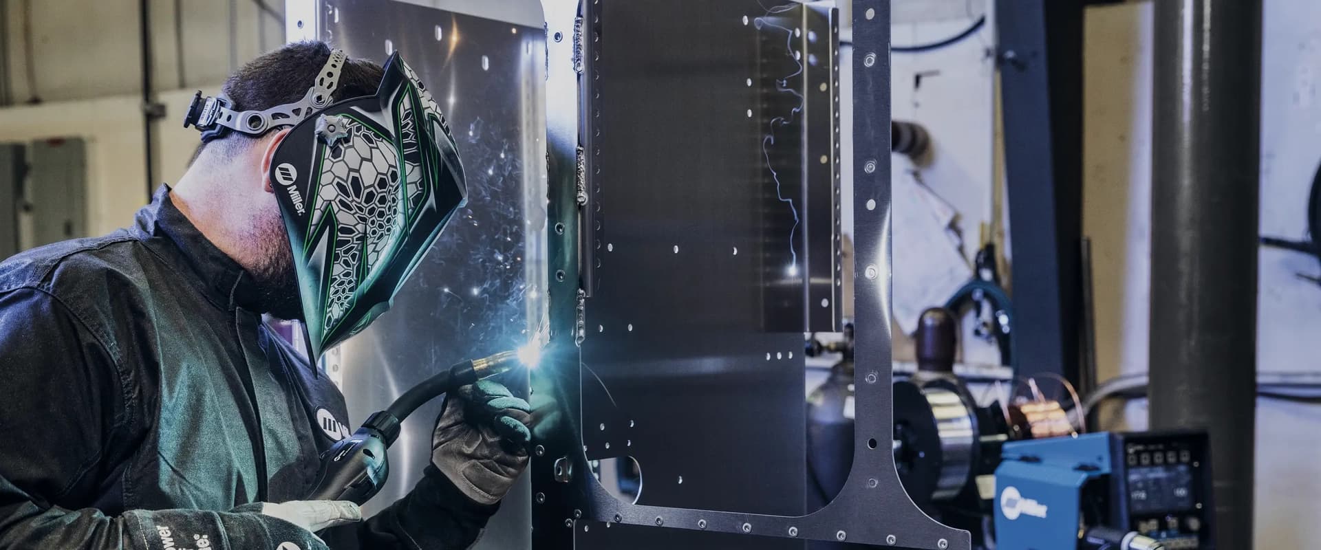 IE Series Header AlumaPower