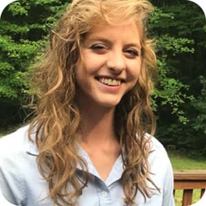 2021-scholarship-winner-jeanine-b