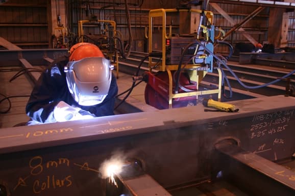1627_welding-1_640x385